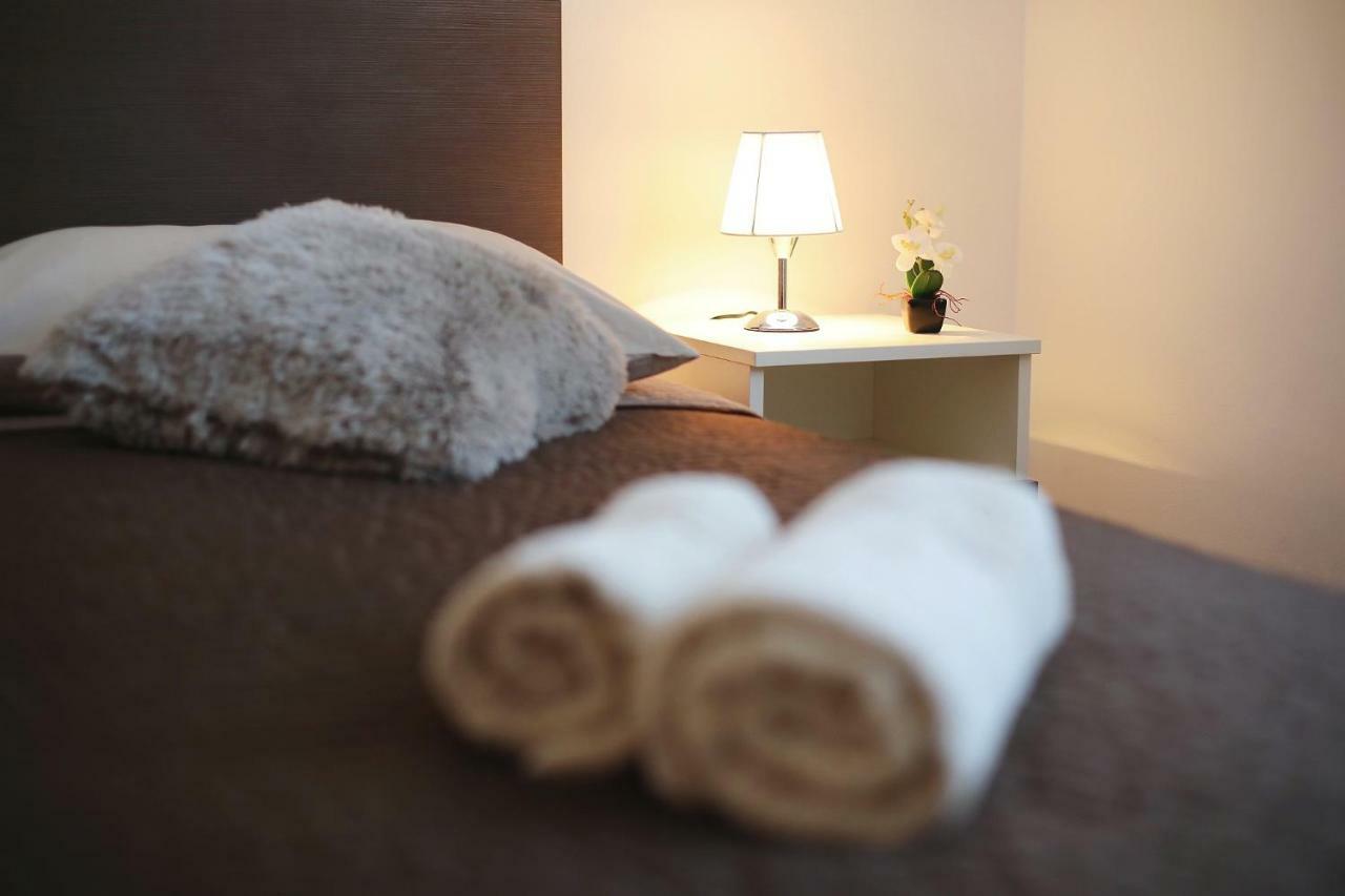 Apartments Olive 扎顿 外观 照片